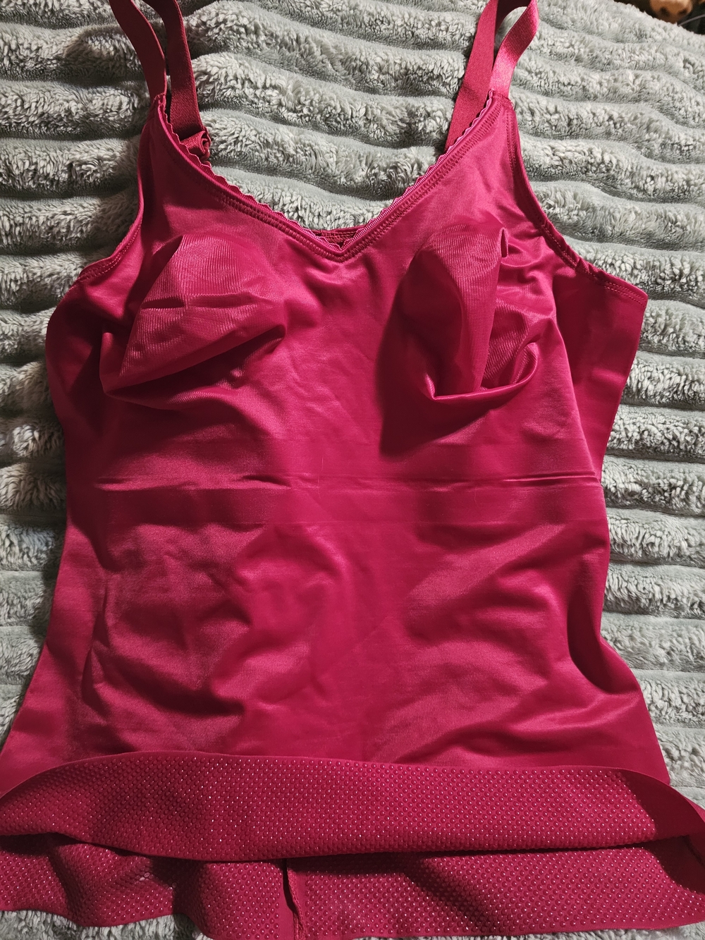 Ruby Ribbon 2 Seamless Bralettes and 1 Camisole - Picture 2 of 6